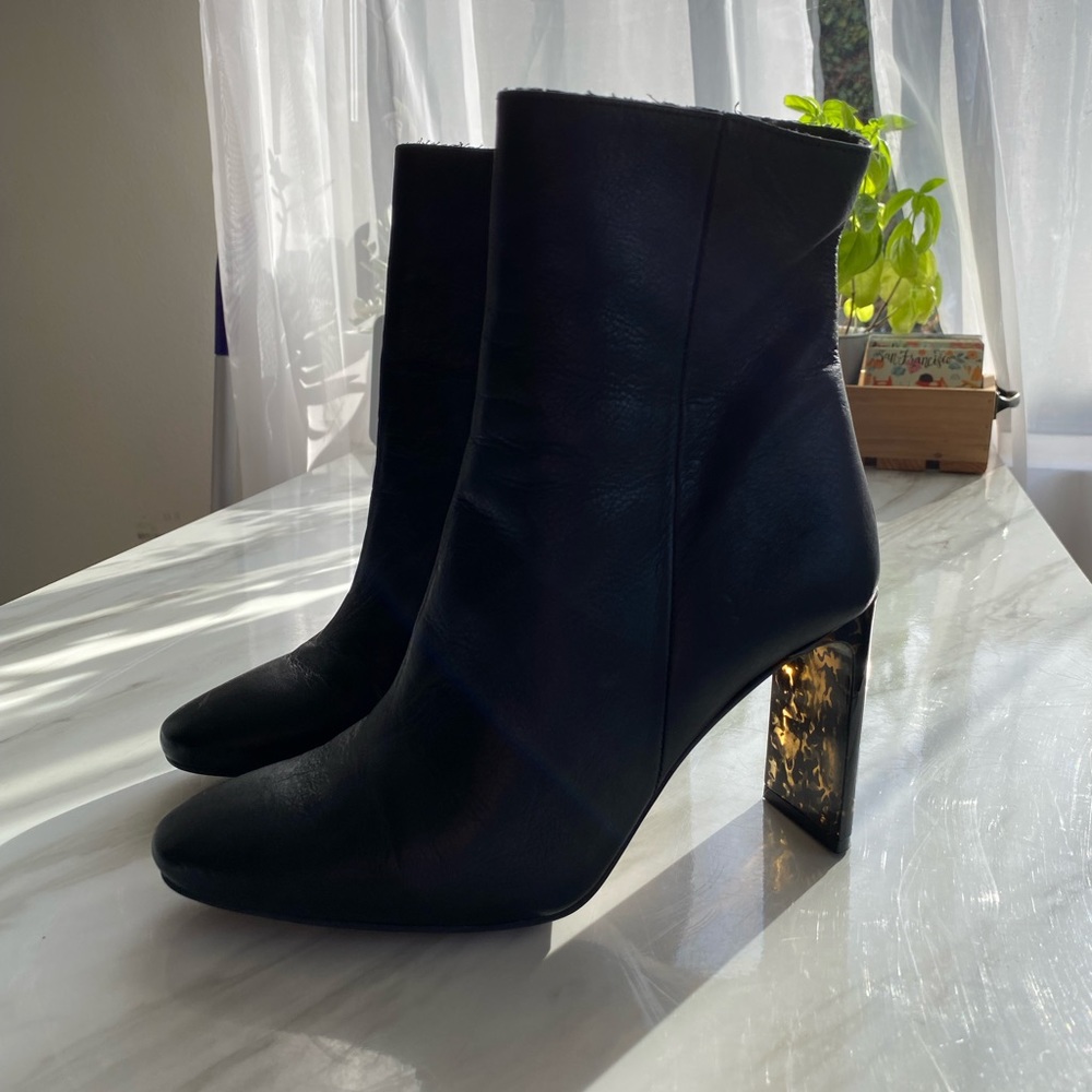 TOPSHOP BOOTIES - Size 38 / 6.5
